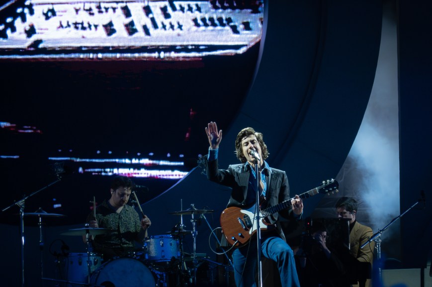 Arctic Monkeys in Manchester. Night One Photo Gallery from Emirates Old Trafford Cricket Ground